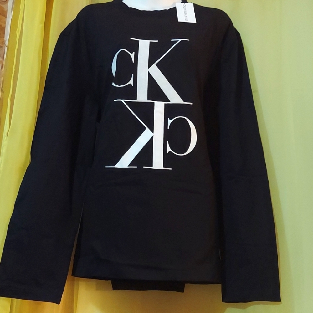 Men long sleeve t-shirt